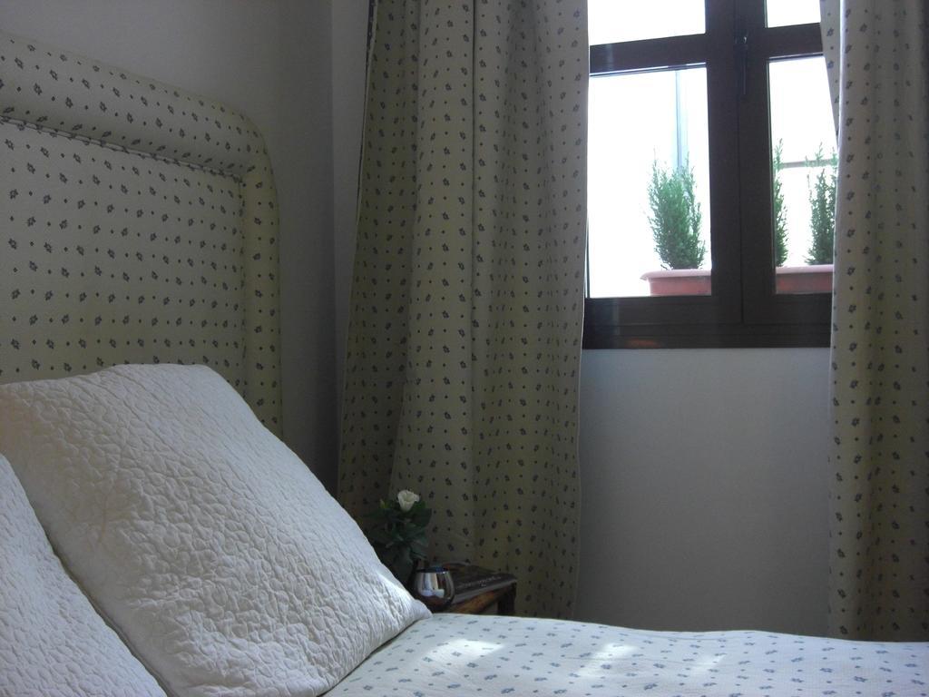 Ferienwohnung Penthouse Puerta De La Juderia Córdoba Zimmer foto